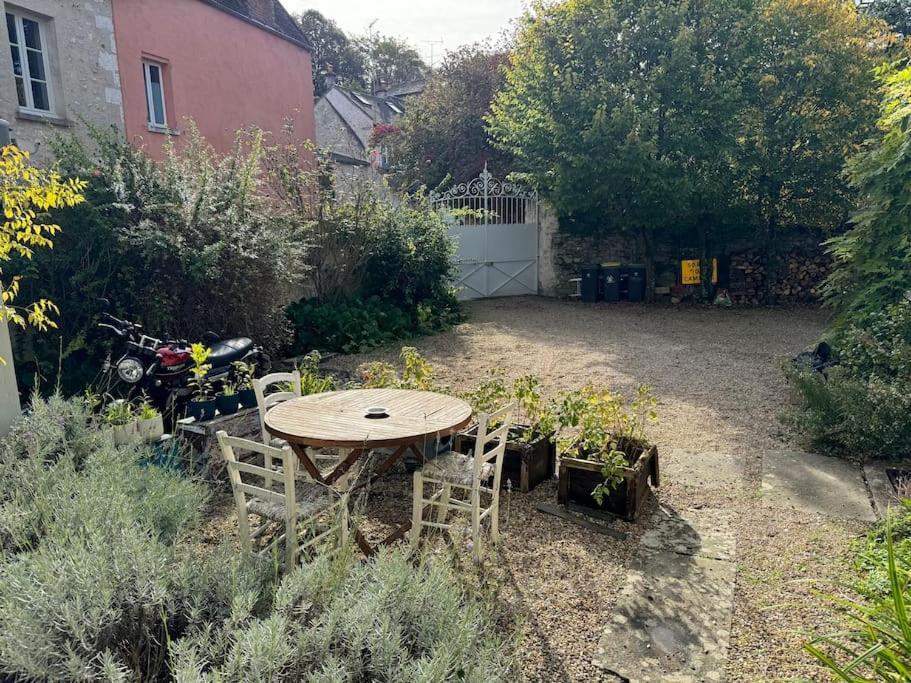 Petite Maison Independante Avec Parking Vétheuil Extérieur photo